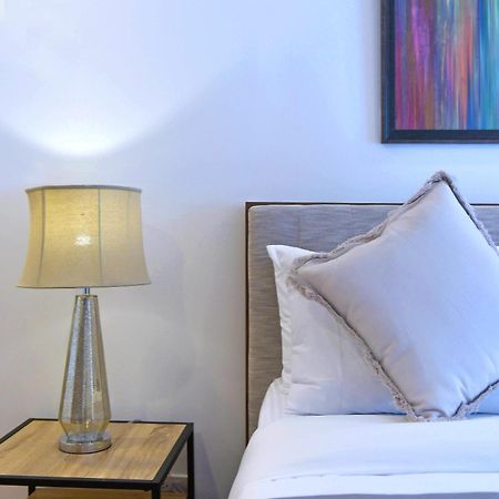 Milano Versace Suites 马卡蒂 外观 照片