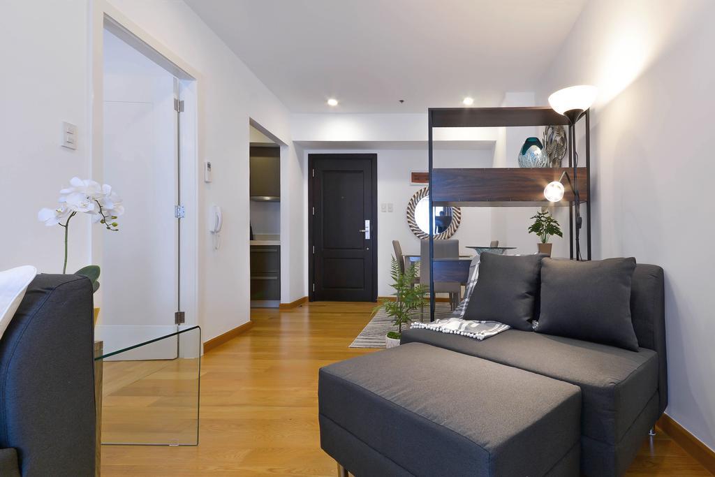 Milano Versace Suites 马卡蒂 外观 照片