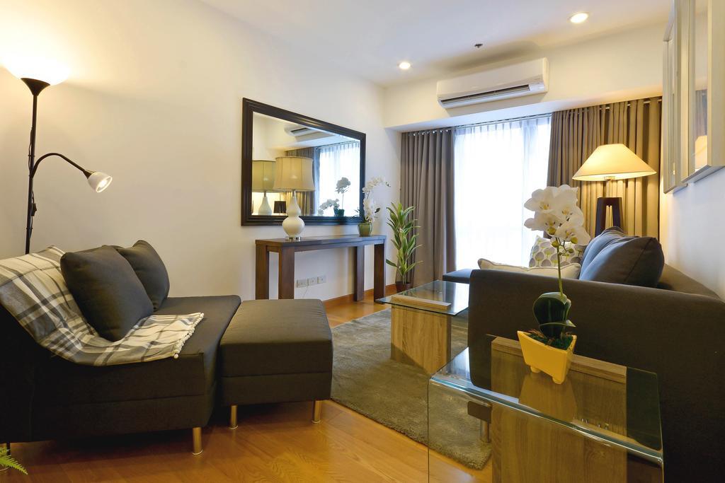Milano Versace Suites 马卡蒂 外观 照片