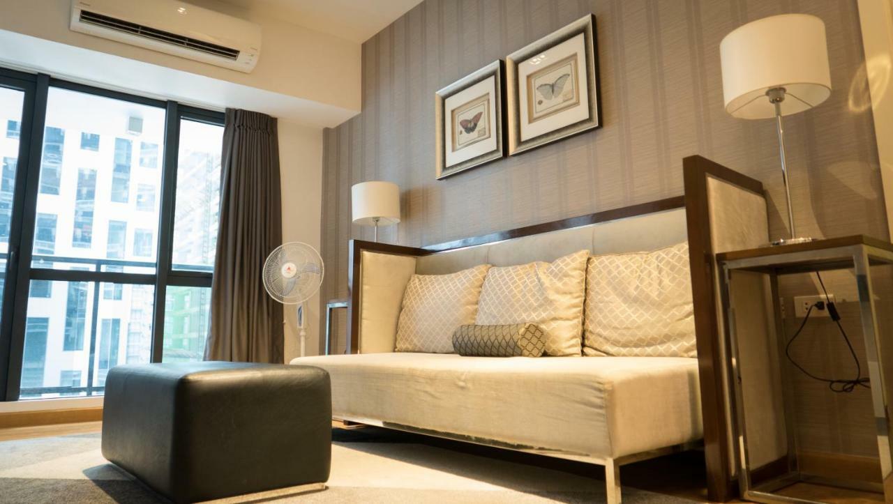 Milano Versace Suites 马卡蒂 外观 照片