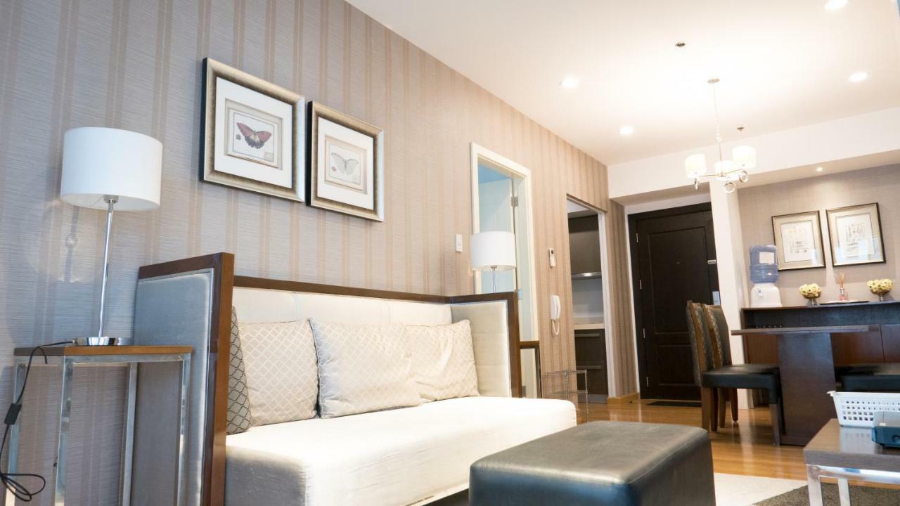 Milano Versace Suites 马卡蒂 外观 照片