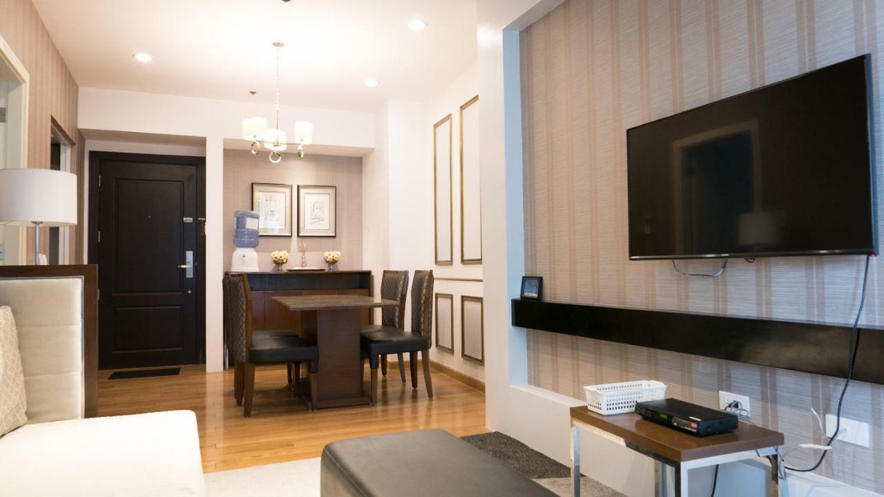 Milano Versace Suites 马卡蒂 外观 照片
