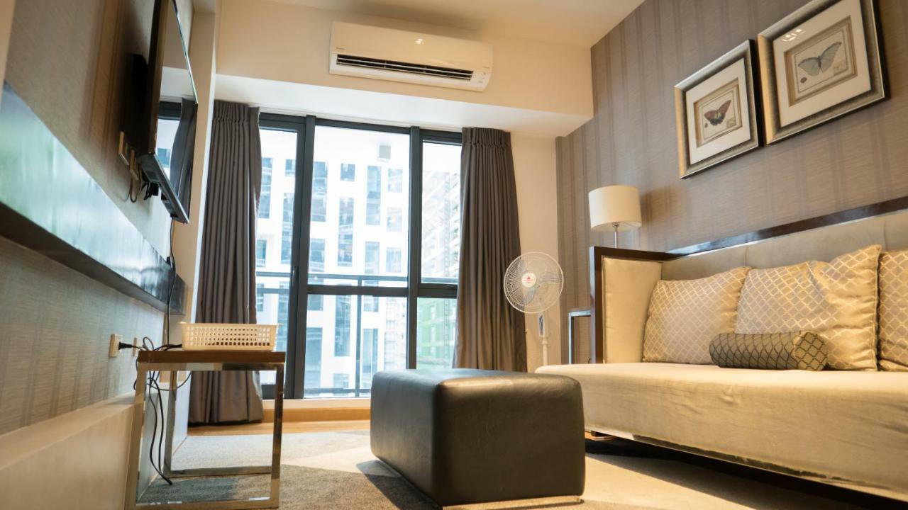 Milano Versace Suites 马卡蒂 外观 照片